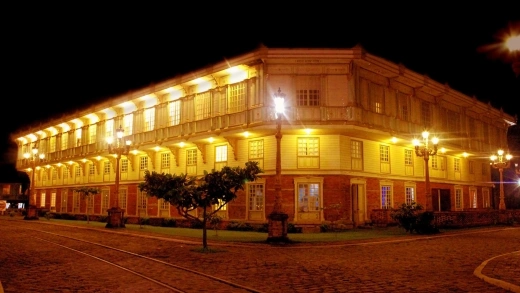 Un 'edificio español' en Bataán, Filipinas