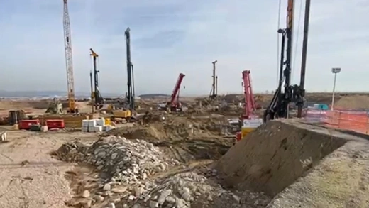 Un vídeo del estado de las obras de la futura 'Ciudad del Deporte', de la que formará parte la piscina de olas más grande de Europa