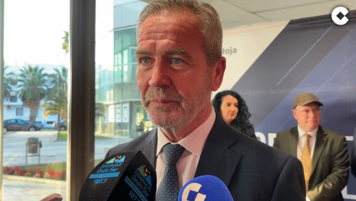 Cruz Roja habla en Motril de la lucha contra la discriminación racial y los delitos de odio