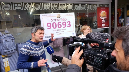 Aprovechando los focos, Fernando Toubes pide aumento de comisiones a Loterías