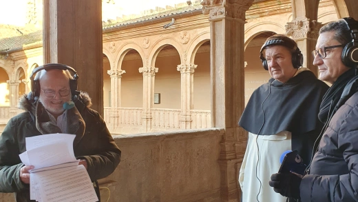 Cesar Lumbreras realiza el programa Agropopular en el Convento de San esteban en Salamanca