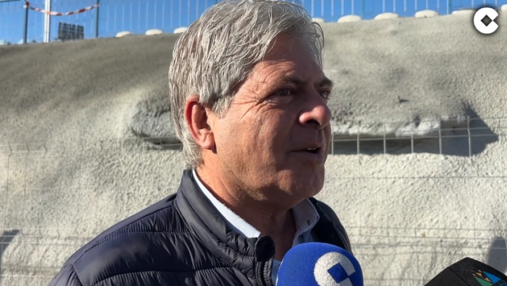 Las obras en el estadio de Motril destapan una construcción "de ciencia ficción" y obligan a una actuación de emergencia