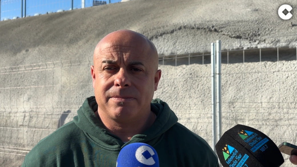 Las obras en el estadio de Motril destapan una construcción "de ciencia ficción" y obligan a una actuación de emergencia