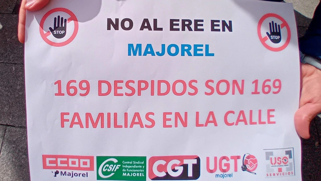 Concentración de trabajadores de Majorel en Salamanca