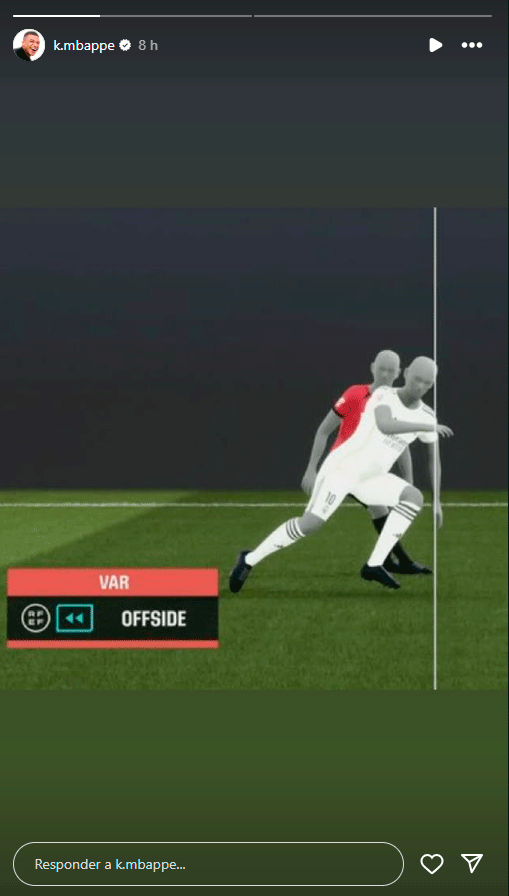 Milimétrico fuera de juego de Mbappé