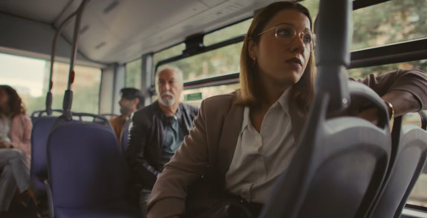 Imagen del vídeo de la campaña 'Línea 105 Xtantos. Próxima parada'